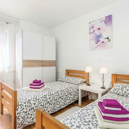 With A Parking Space Kastav, Opatija - 15287 Апартаменты