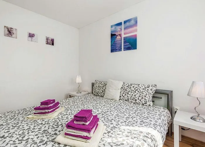 With A Parking Space Kastav, Opatija - 15287 كاستاف