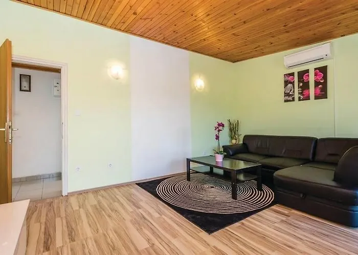 With A Parking Space Kastav, Opatija - 15287 كاستاف